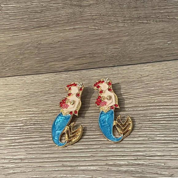 3/$35 Ariel - The Little Mermaid // Disneyland Disney World Earrings - Picture 2 of 5